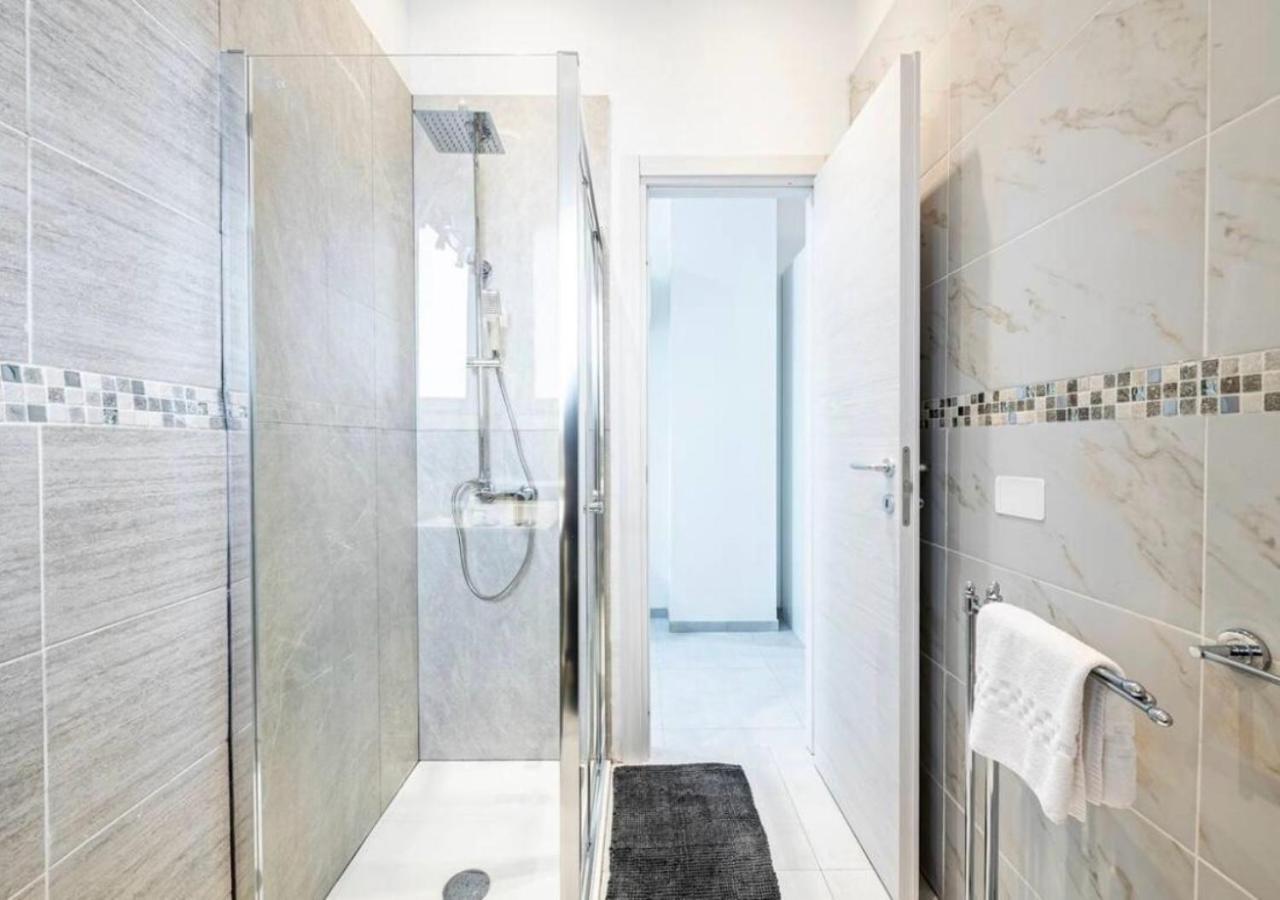 La Suite Di Tommy Con Parcheggio Privato Florenz Exterior foto